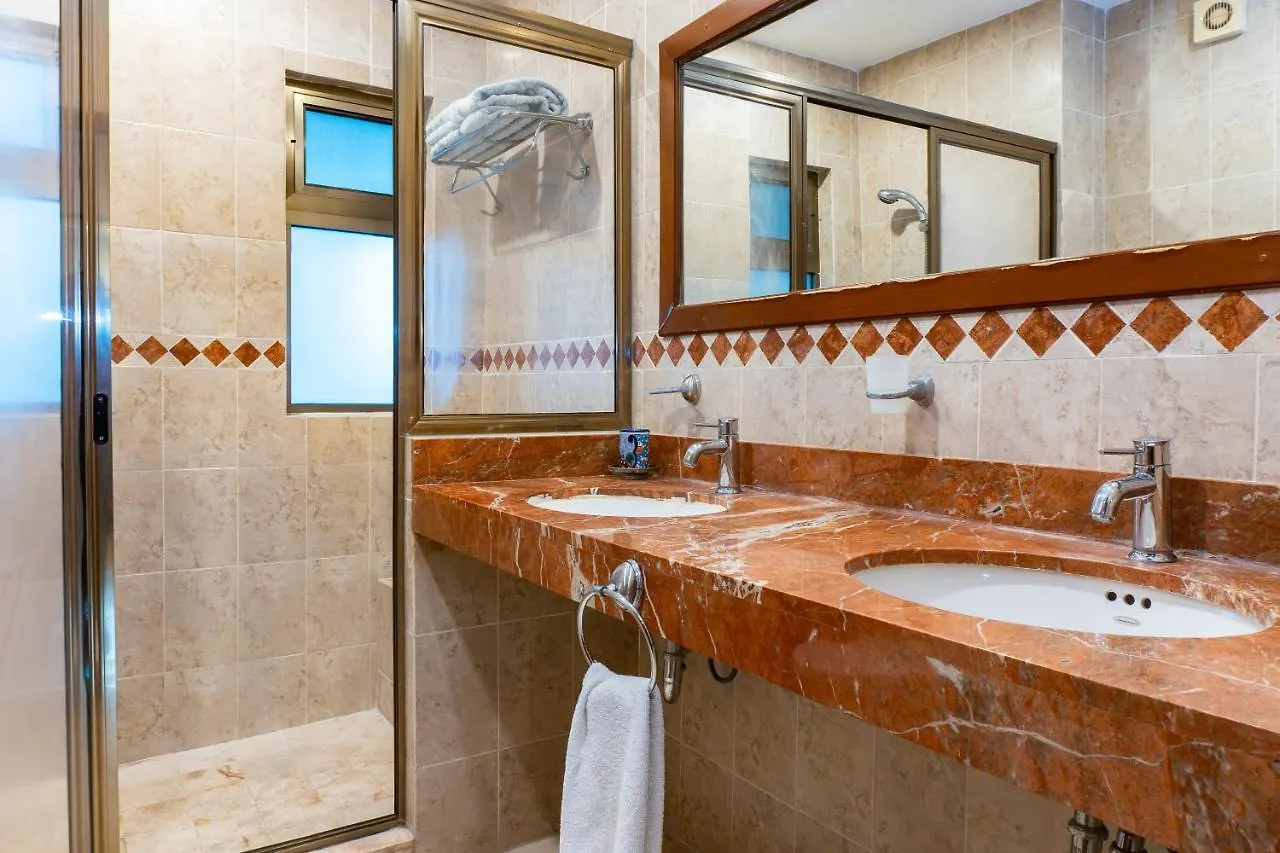 Paseo Del Sol Reef 305 Condo 普拉亚卡门 0*,  墨西哥
